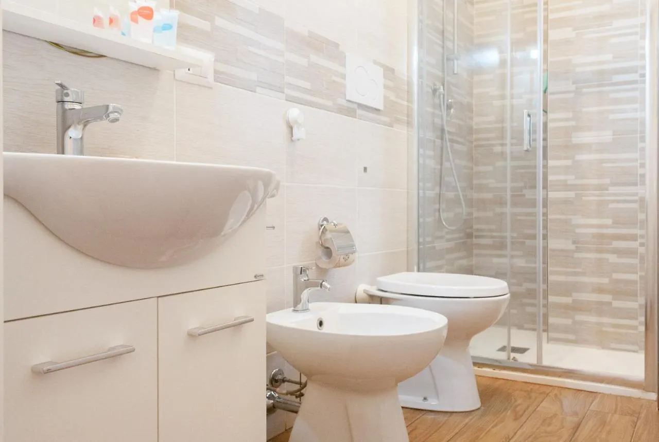 Apartamento Bnbutler - Isonzo - Luminoso Appartamento In Porta Romana Milão Itália