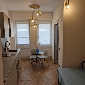 Appartamento Place - Piazza V Giornate In The Center- Wifi - Netflix, Milano
